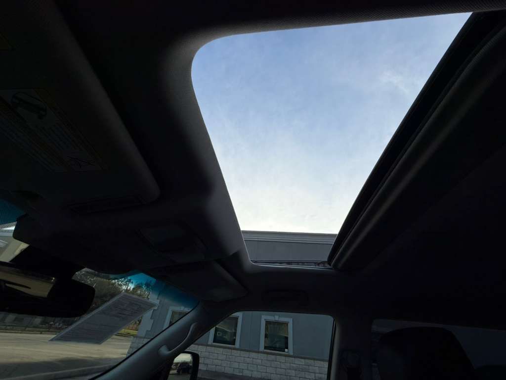 2016 INFINITI QX80 Image 33