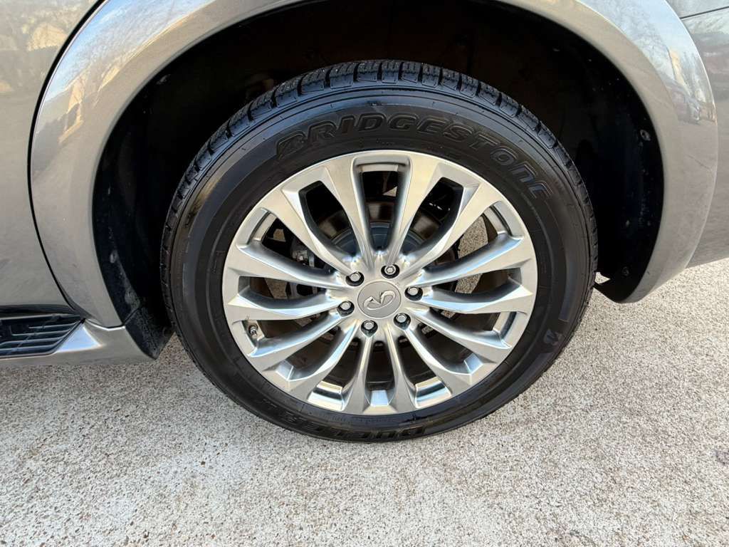 2016 INFINITI QX80 Image 34