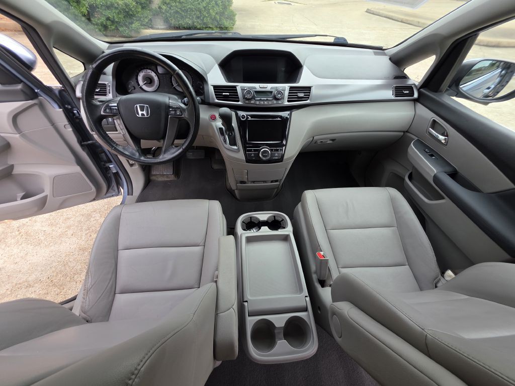 2014 Honda Odyssey Image 13