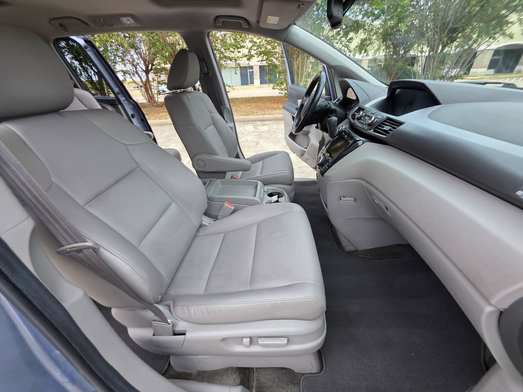 2014 Honda Odyssey Image 15