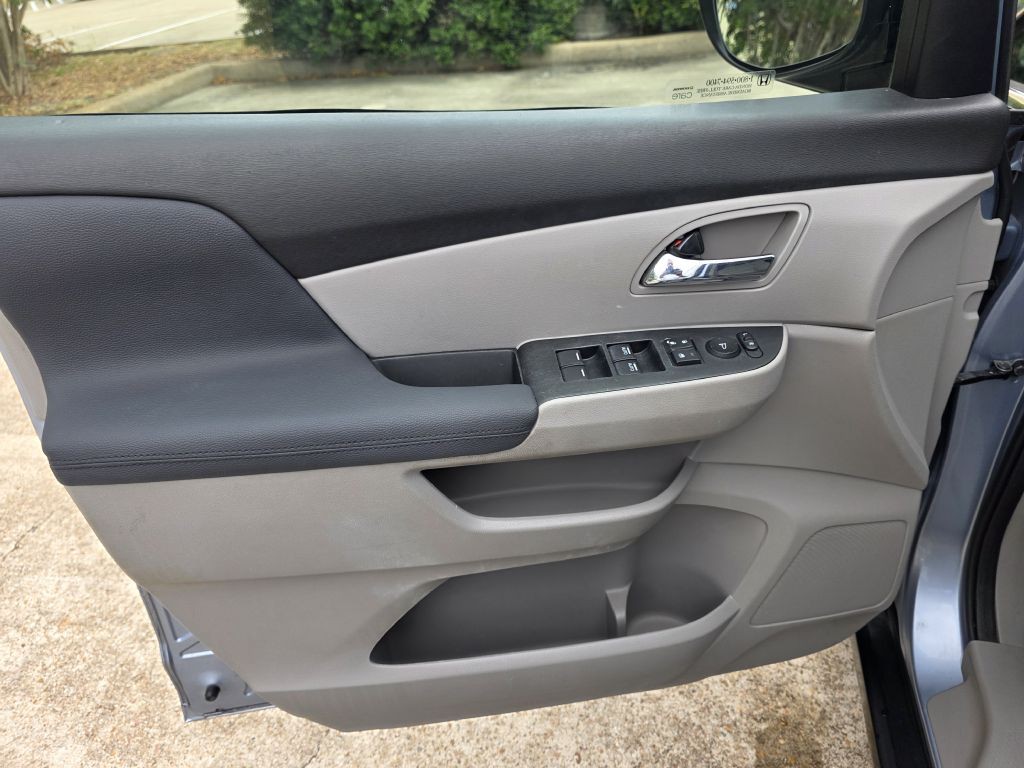 2014 Honda Odyssey Image 22