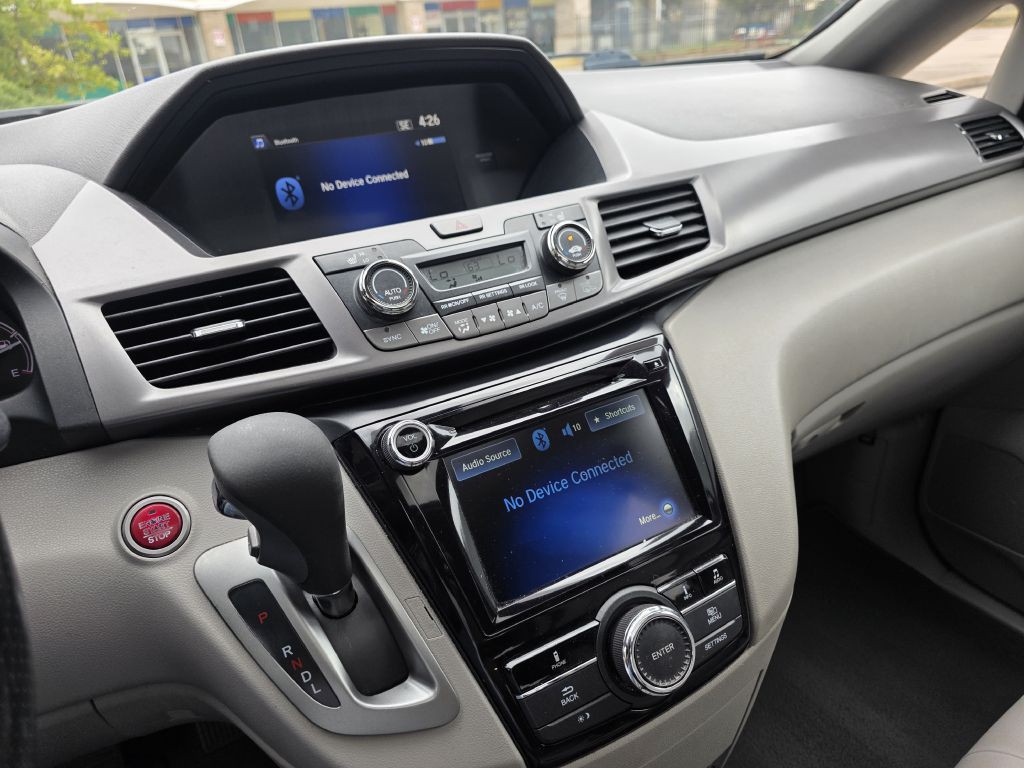 2014 Honda Odyssey Image 28