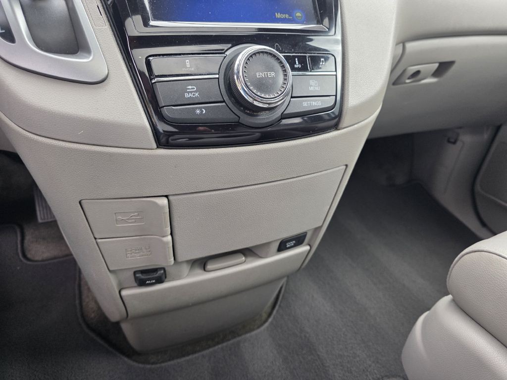 2014 Honda Odyssey Image 29