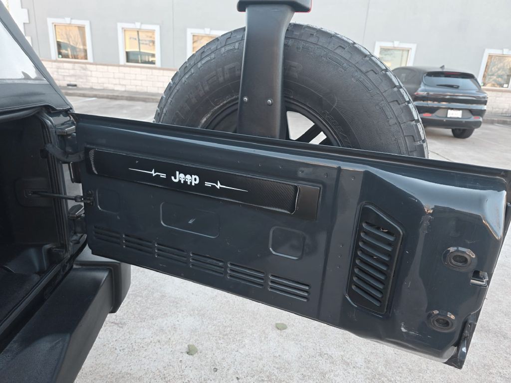 2017 Jeep Wrangler Image 26