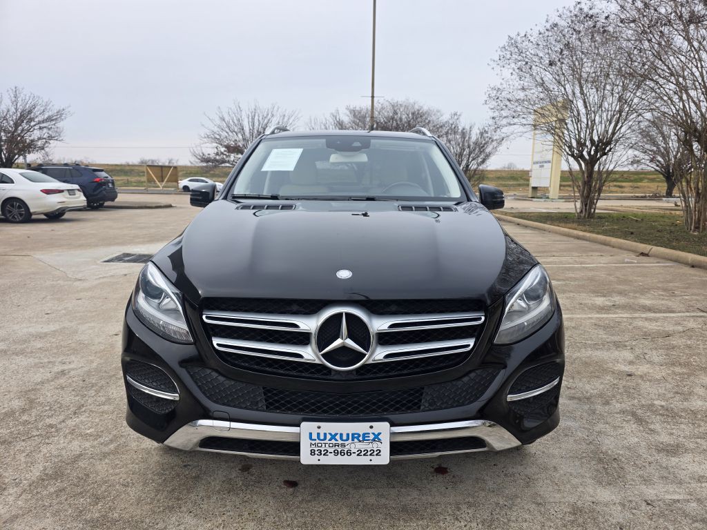 2016 Mercedes-Benz GLE-Class Image 2