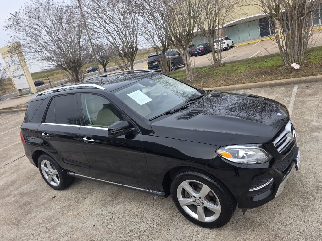 2016 Mercedes-Benz GLE-Class Image 9
