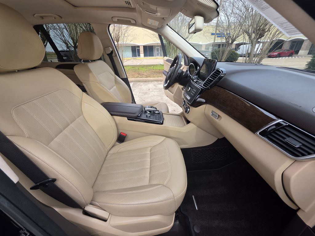 2016 Mercedes-Benz GLE-Class Image 16