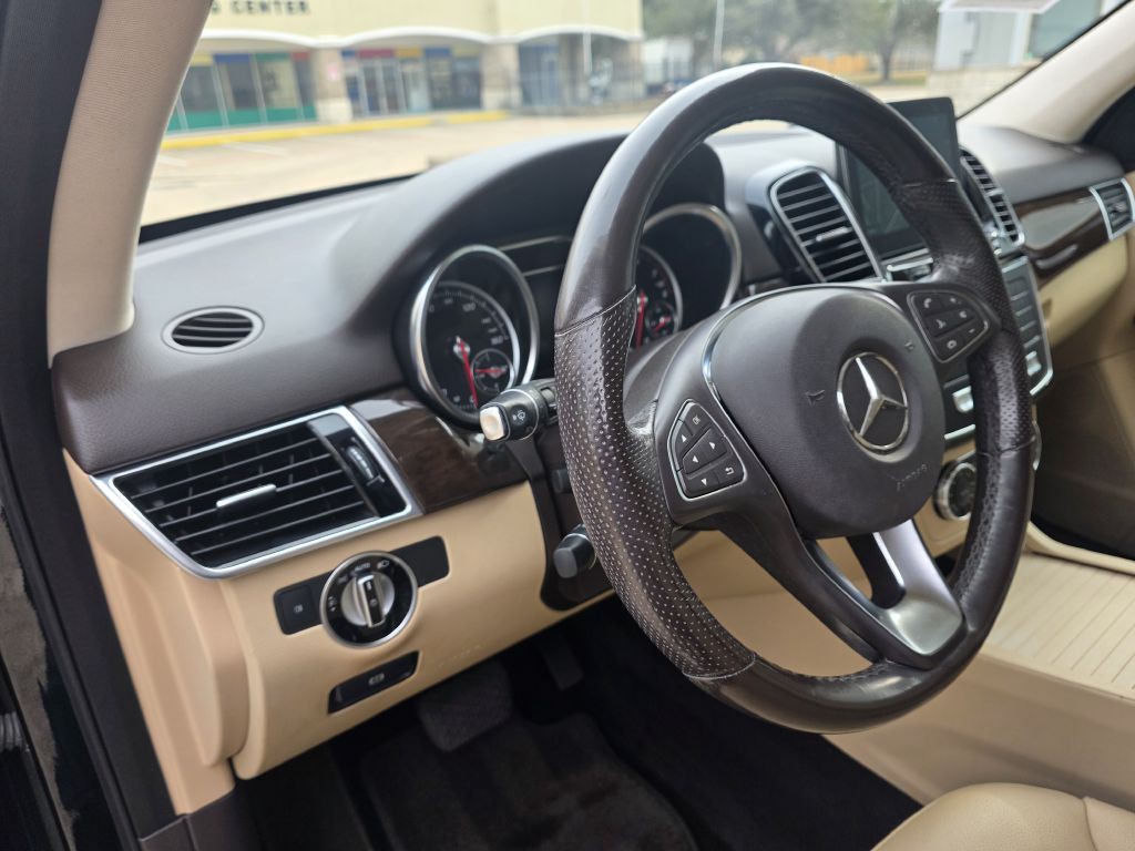 2016 Mercedes-Benz GLE-Class Image 24