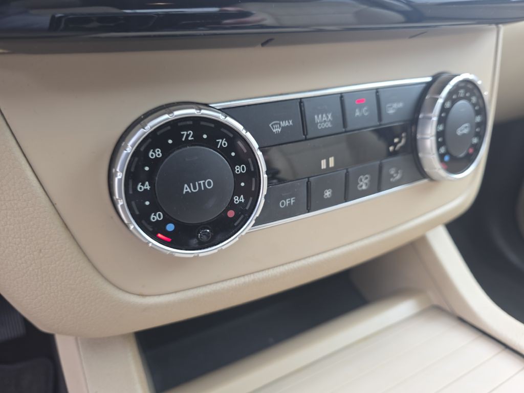 2016 Mercedes-Benz GLE-Class Image 31