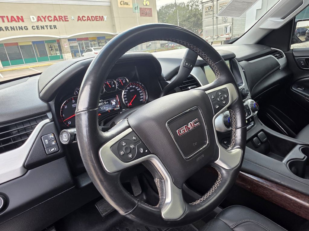 2015 GMC Yukon Image 24