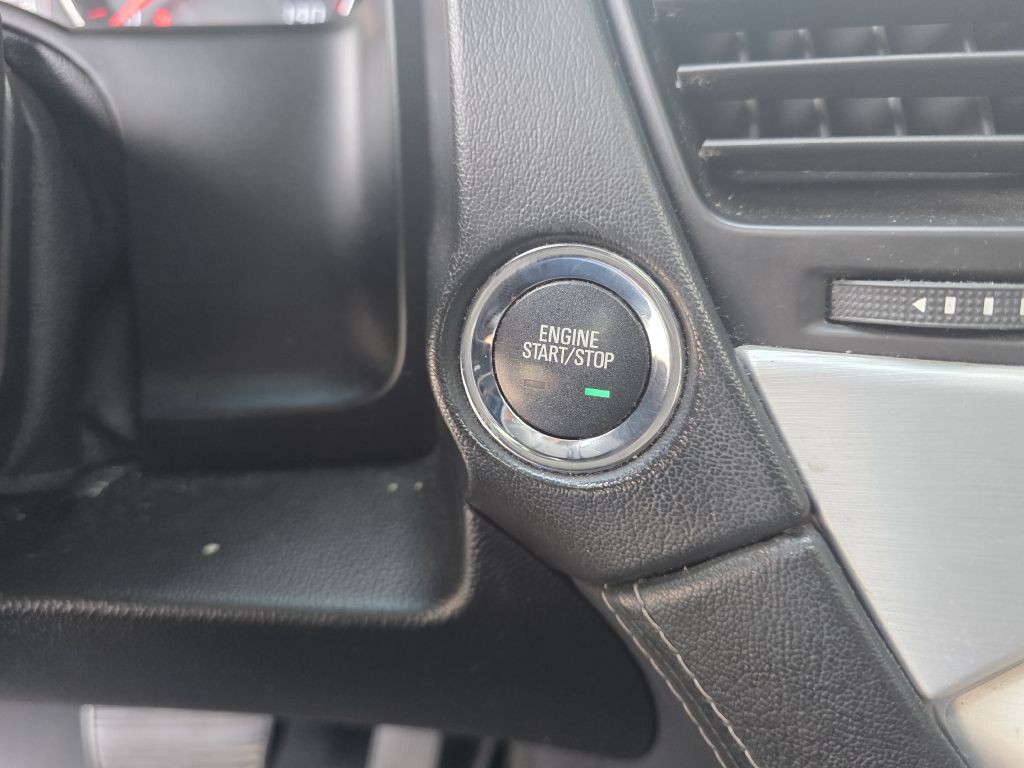 2015 GMC Yukon Image 29