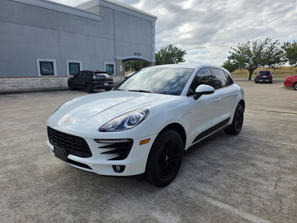 2018 Porsche Macan Image 1