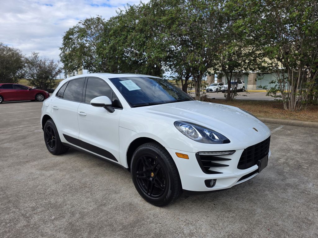 2018 Porsche Macan Image 3