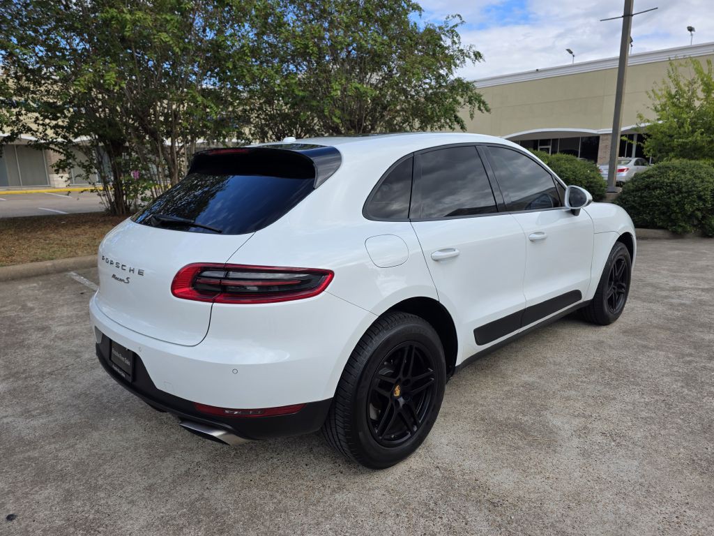 2018 Porsche Macan Image 7