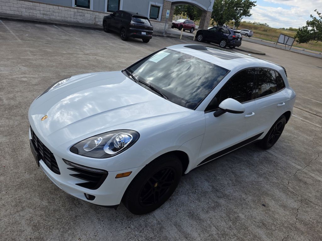 2018 Porsche Macan Image 10