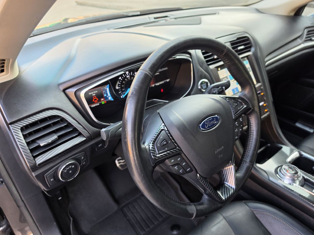 2018 Ford Fusion Image 22