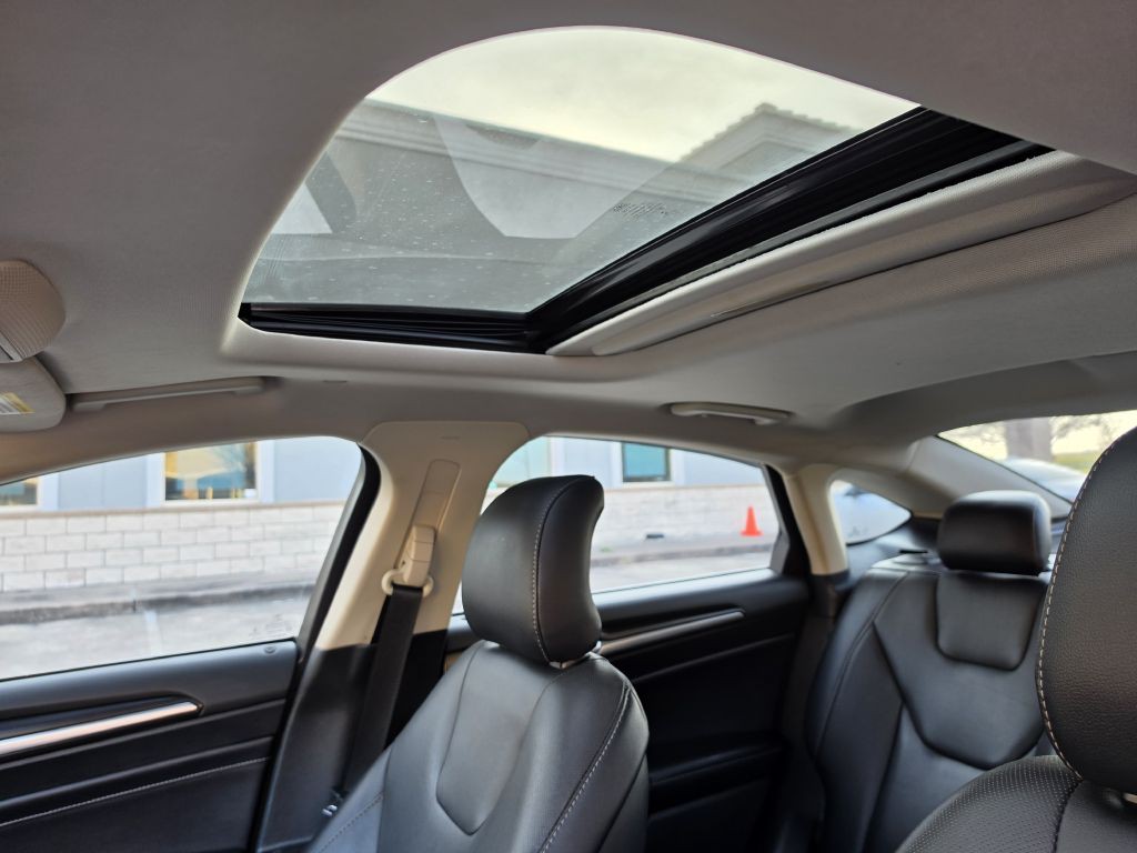 2018 Ford Fusion Image 23