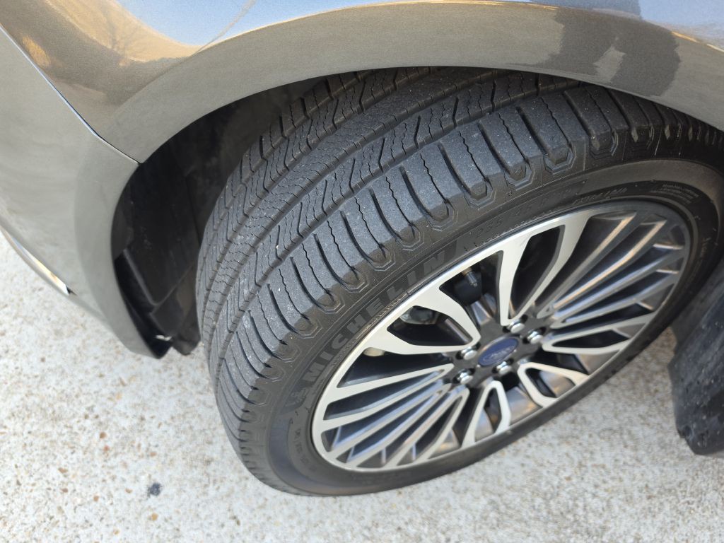 2018 Ford Fusion Image 27