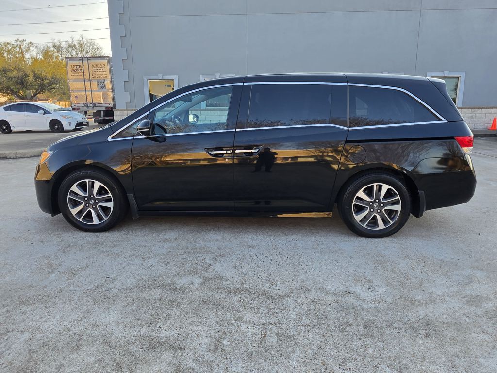 2015 Honda Odyssey Image 4