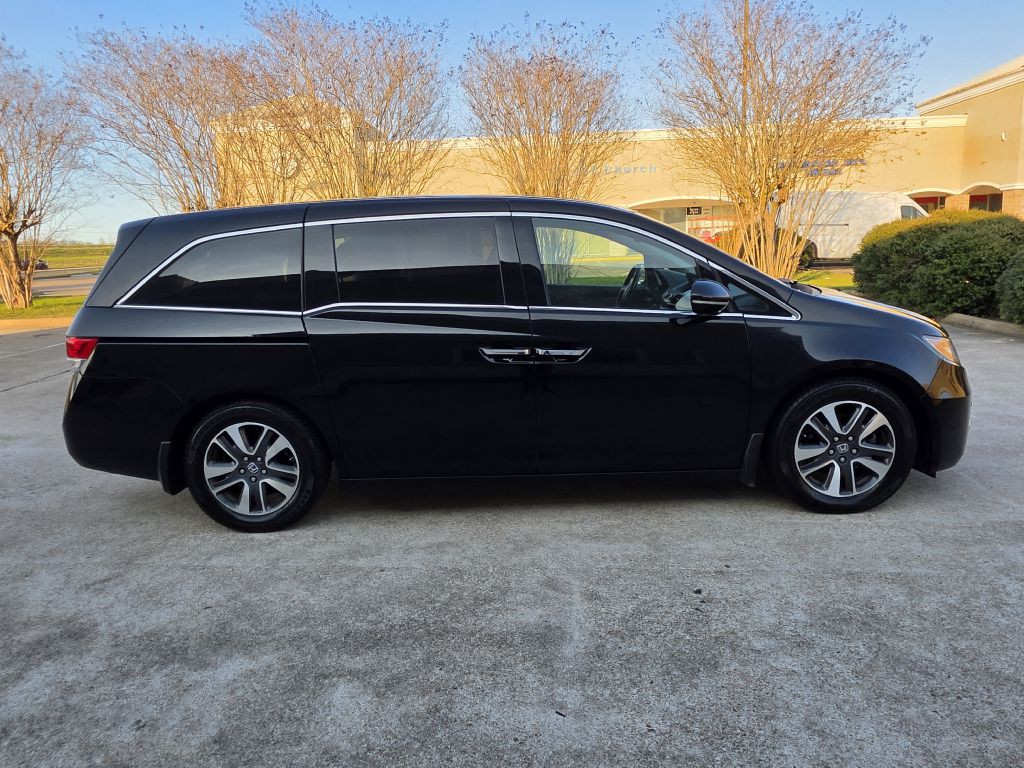 2015 Honda Odyssey Image 8