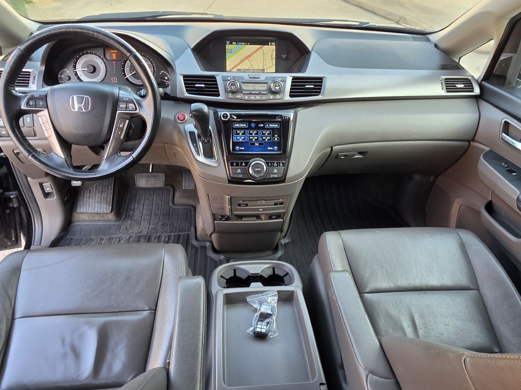 2015 Honda Odyssey Image 11