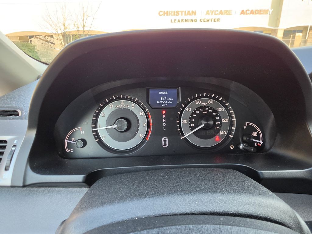 2015 Honda Odyssey Image 23