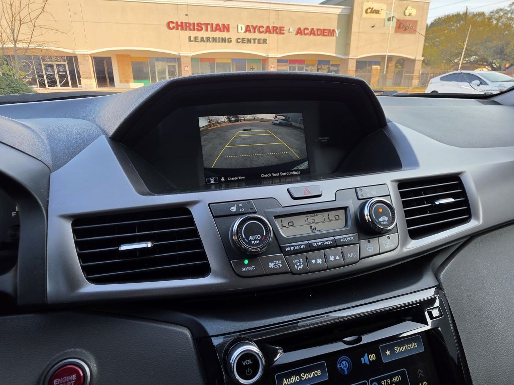 2015 Honda Odyssey Image 25