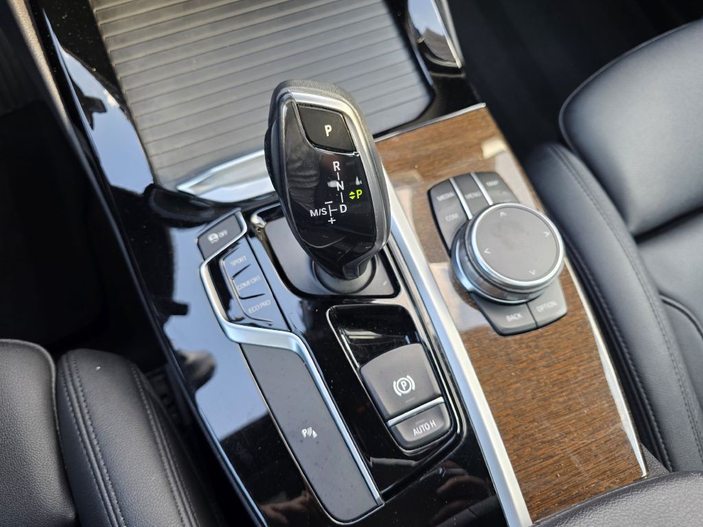 2017 BMW X3 Image 27