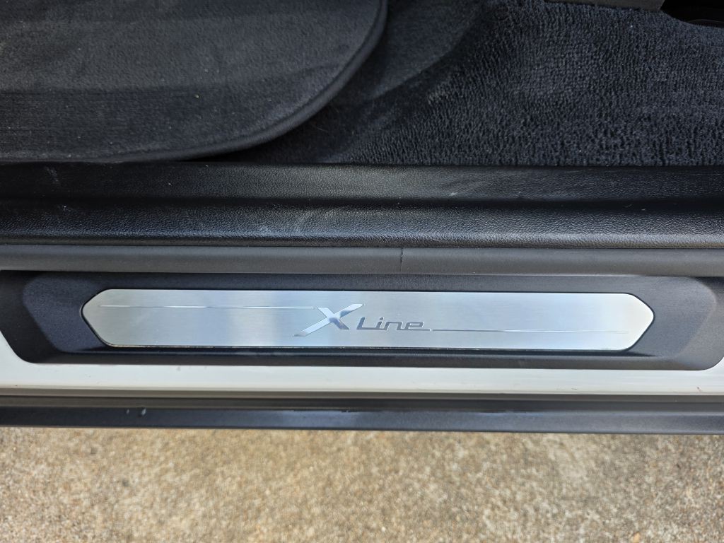 2017 BMW X3 Image 30