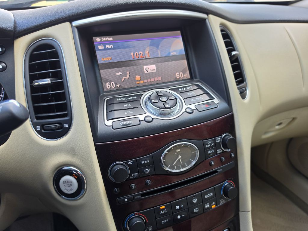 2017 INFINITI QX50 Image 24