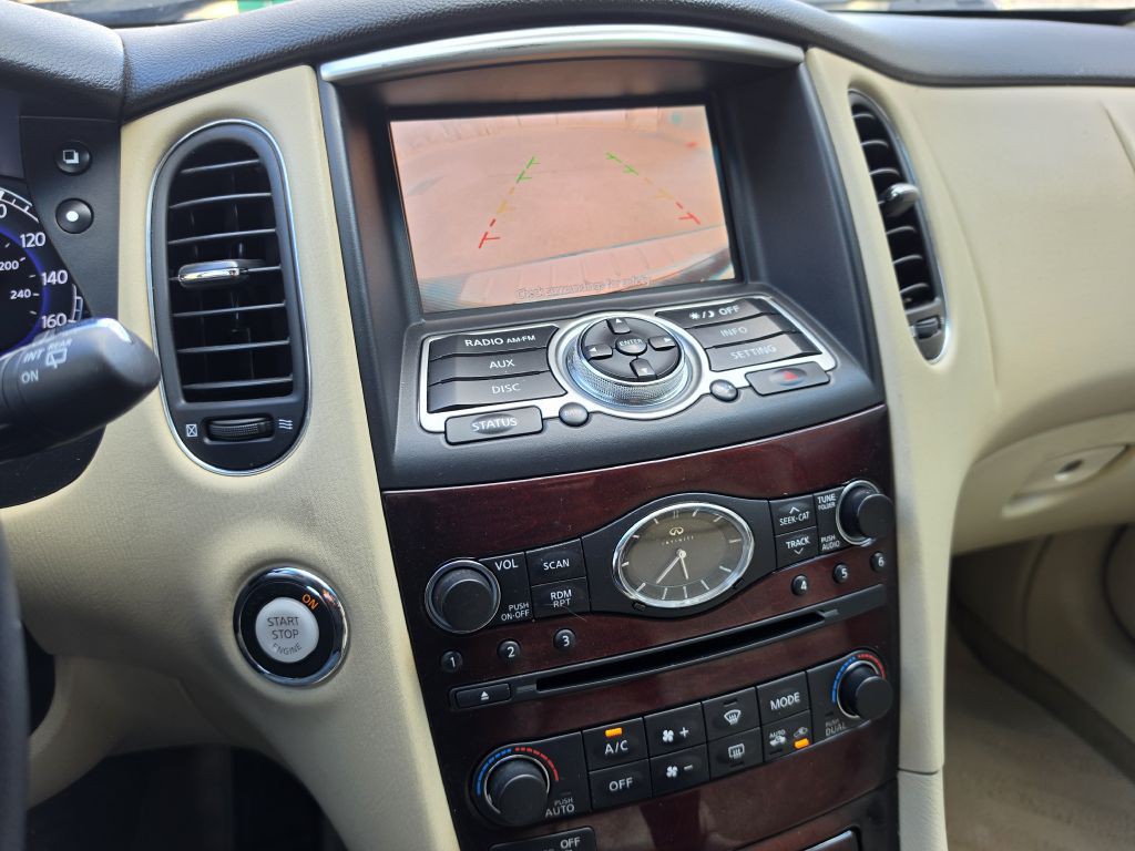 2017 INFINITI QX50 Image 25