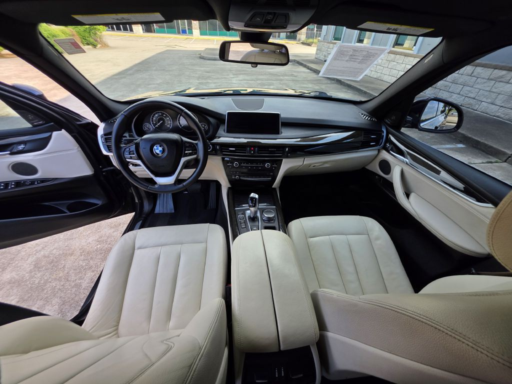 2017 BMW X5 Image 13