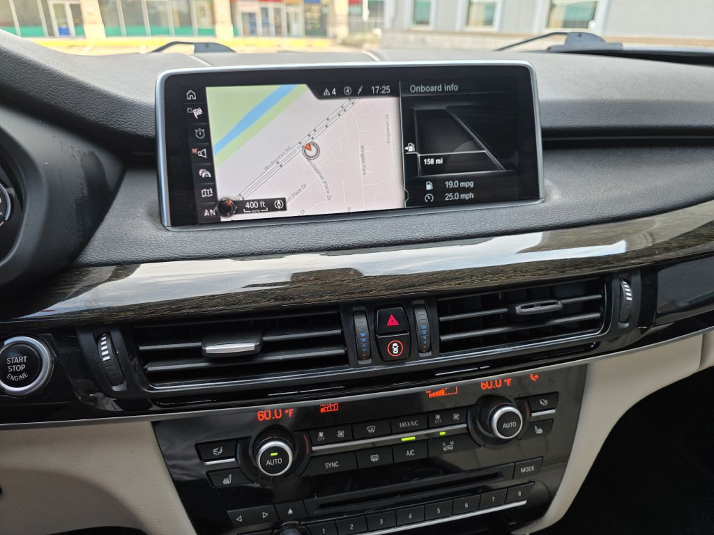 2017 BMW X5 Image 25