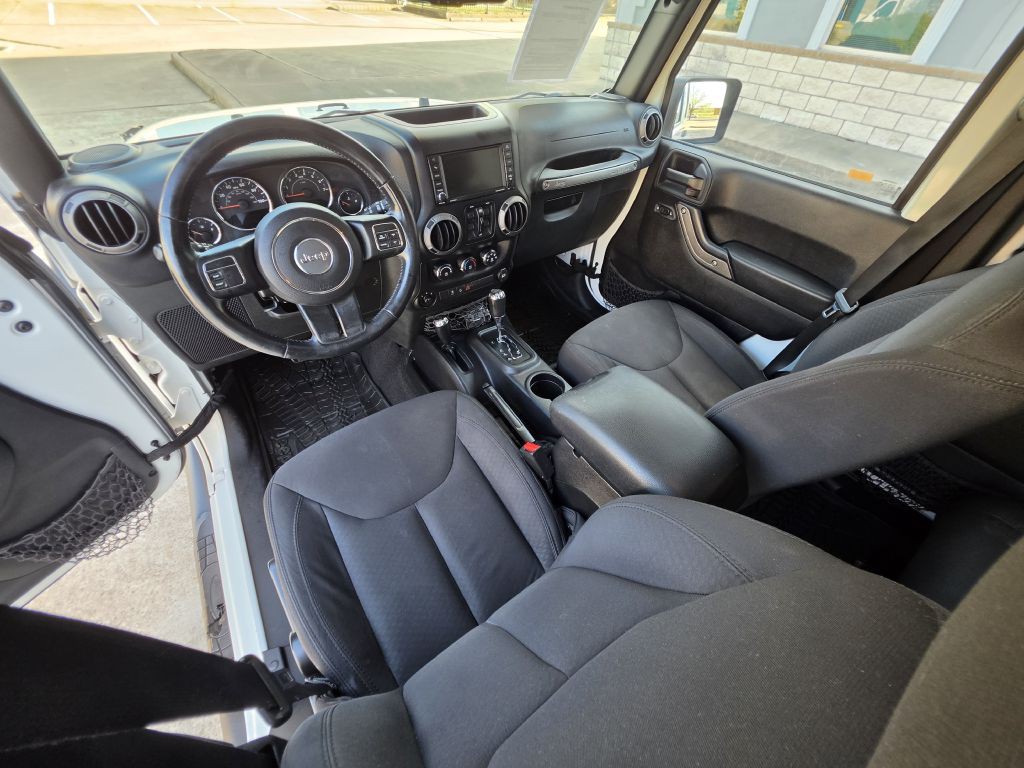 2015 Jeep Wrangler Unlimited Image 12