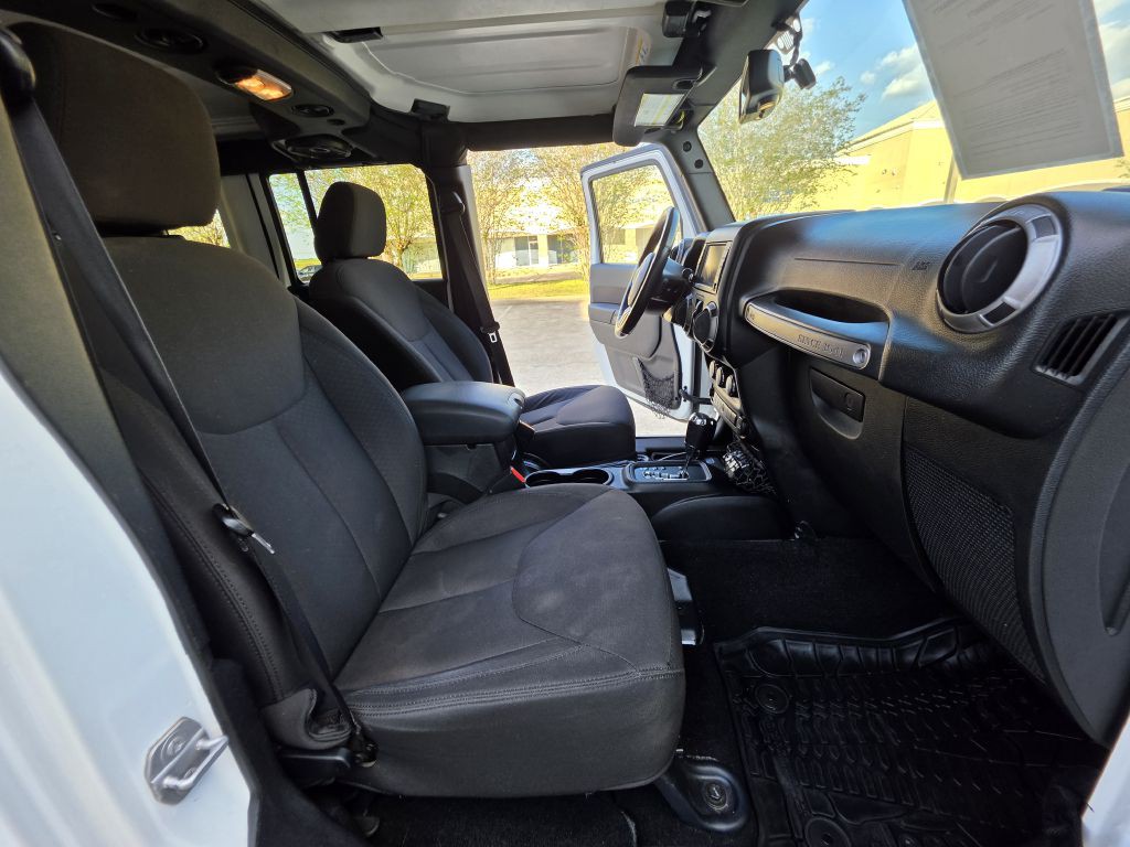 2015 Jeep Wrangler Unlimited Image 13