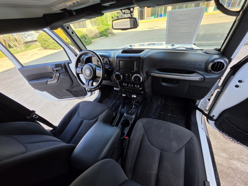 2015 Jeep Wrangler Unlimited Image 14