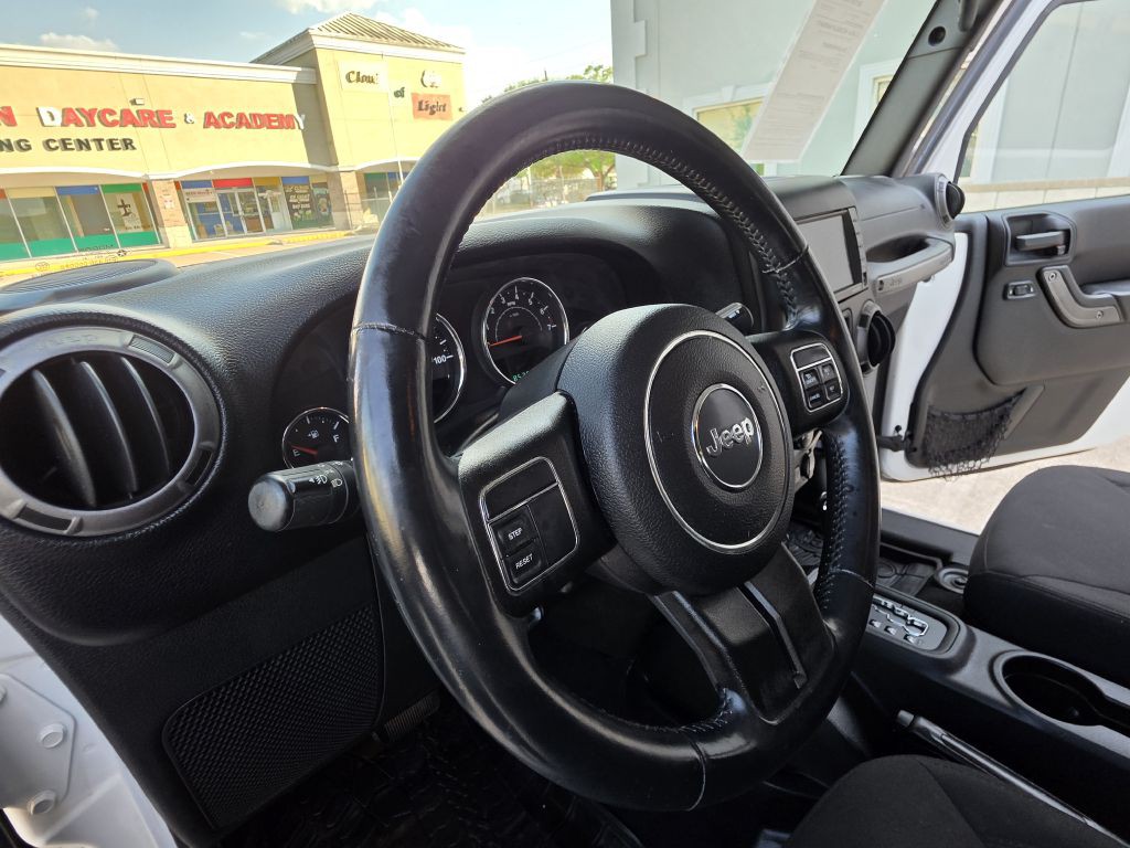 2015 Jeep Wrangler Unlimited Image 19