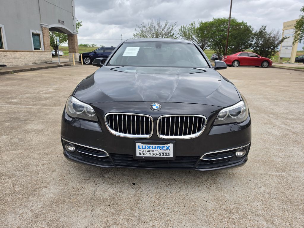 2016 BMW 5 Series Image 2