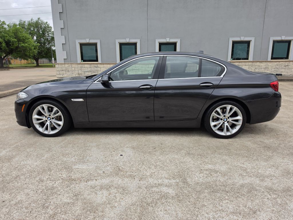 2016 BMW 5 Series Image 4