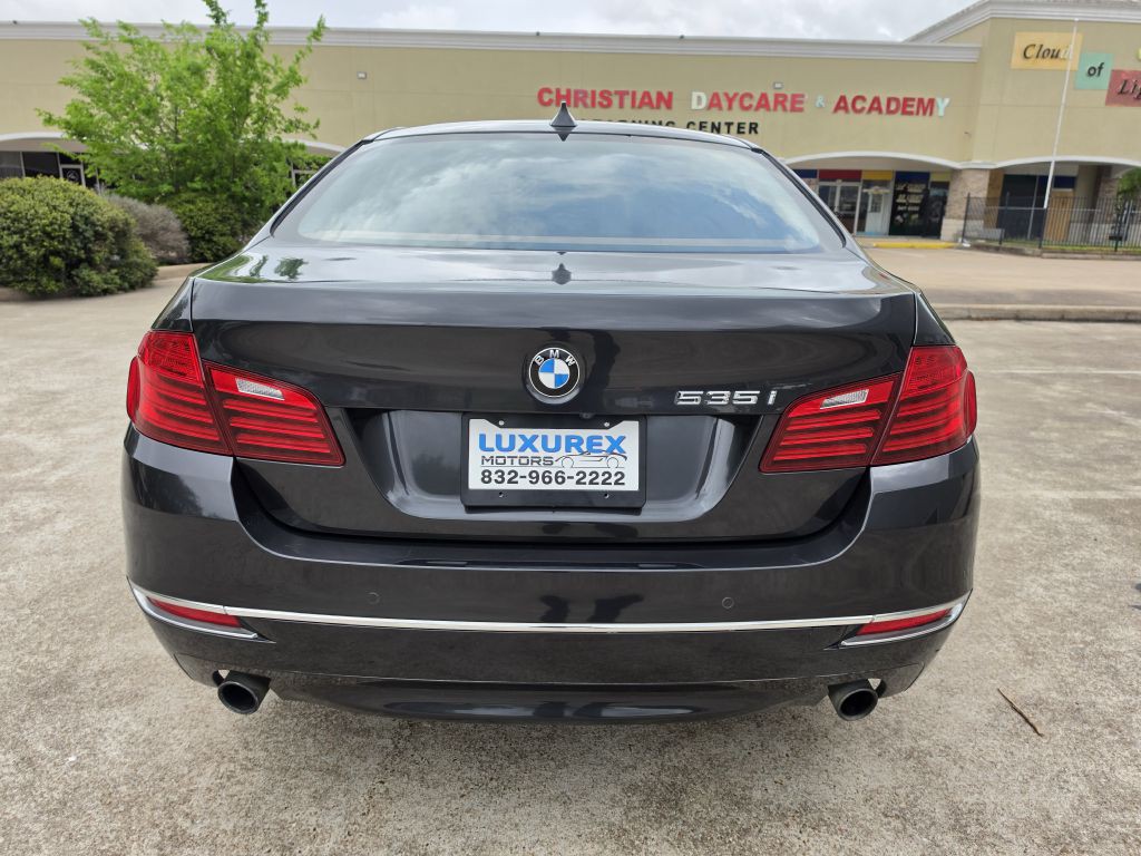 2016 BMW 5 Series Image 6