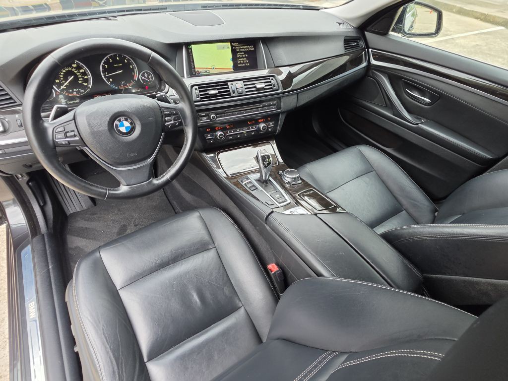 2016 BMW 5 Series Image 12