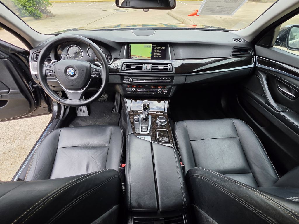 2016 BMW 5 Series Image 13