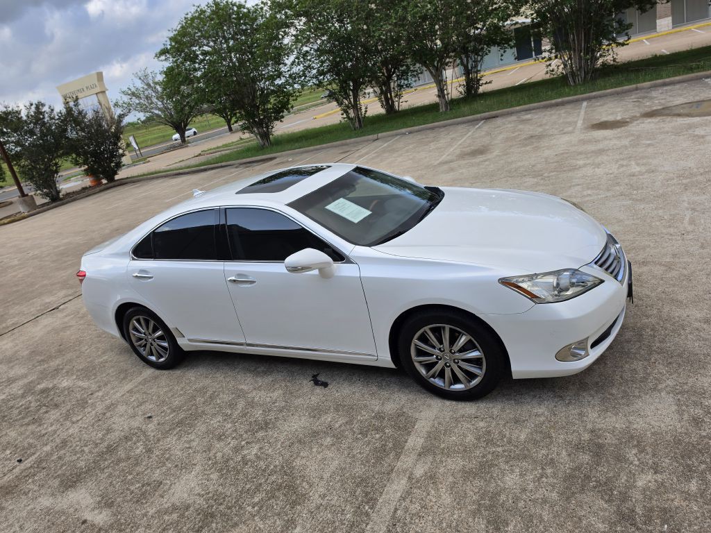 2012 Lexus ES Image 9