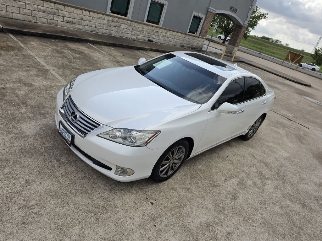 2012 Lexus ES Image 10