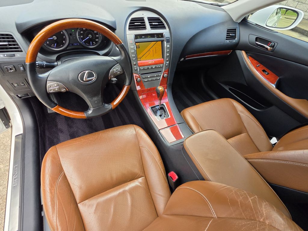 2012 Lexus ES Image 12