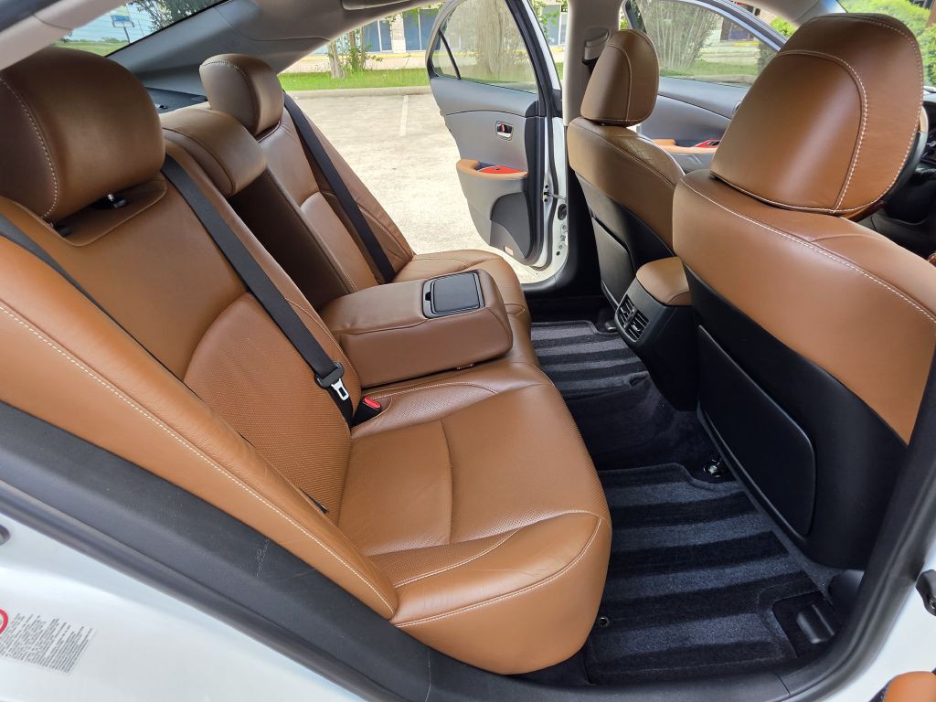 2012 Lexus ES Image 16