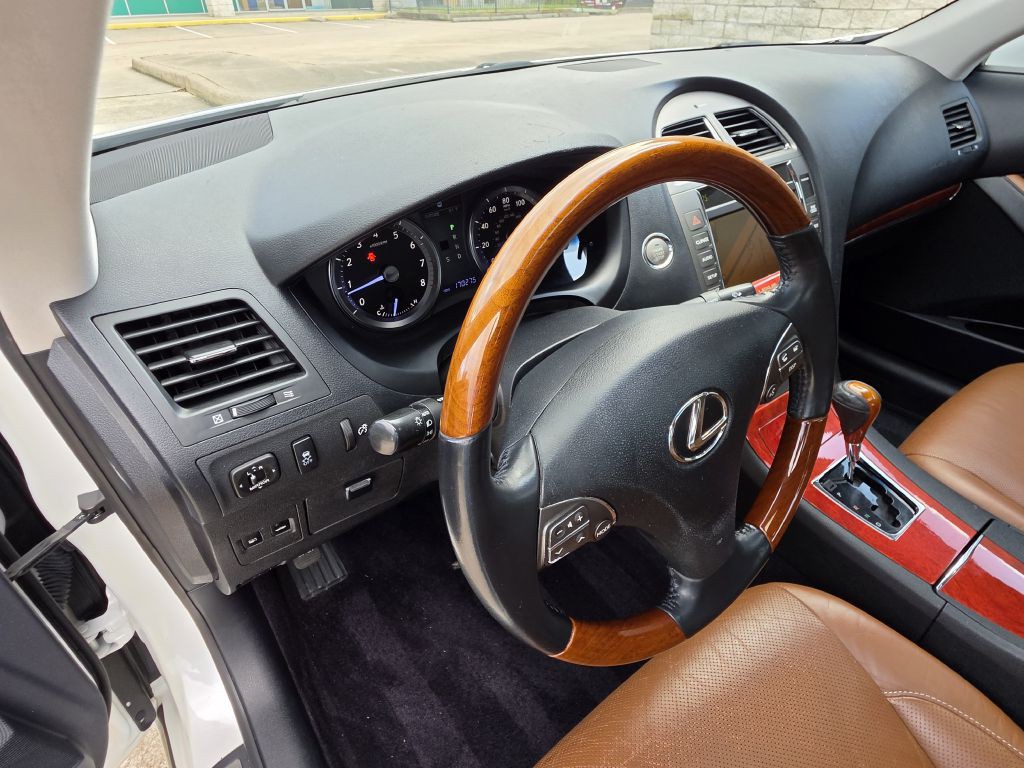 2012 Lexus ES Image 21