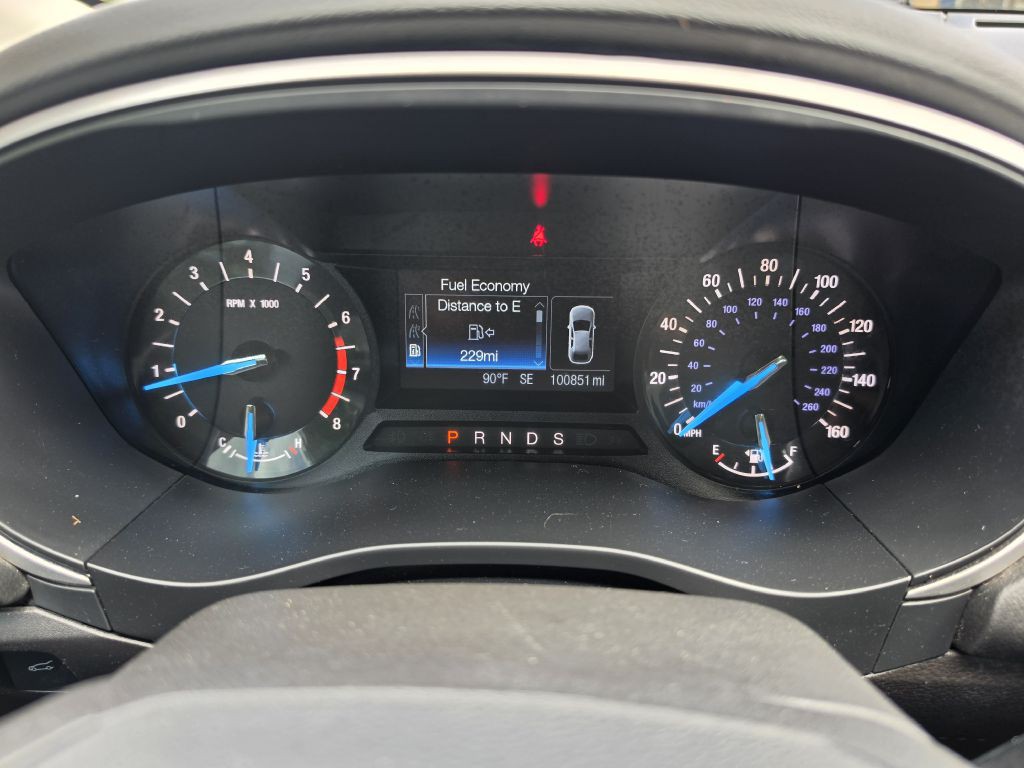 2015 Ford Fusion Image 22