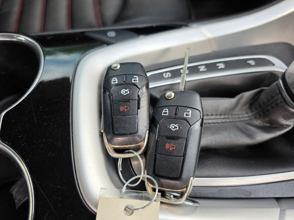 2015 Ford Fusion Image 28