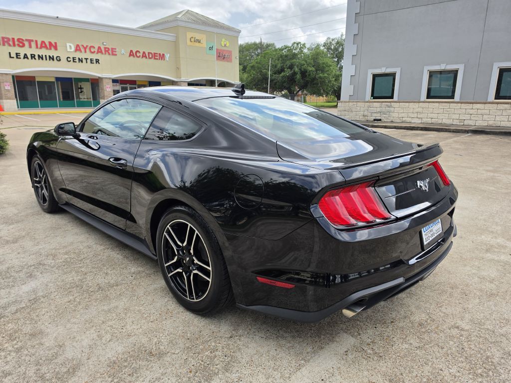 2020 Ford Mustang Image 5